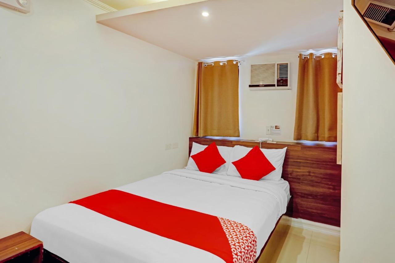 Super Oyo Capital O 232 Nest Nano Suites Fort Makati City Eksteriør bilde